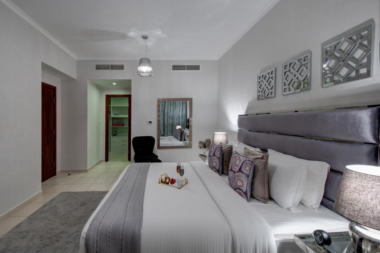 Durrani Homes: Luxury Living With Burj Khalifa View * Dubai