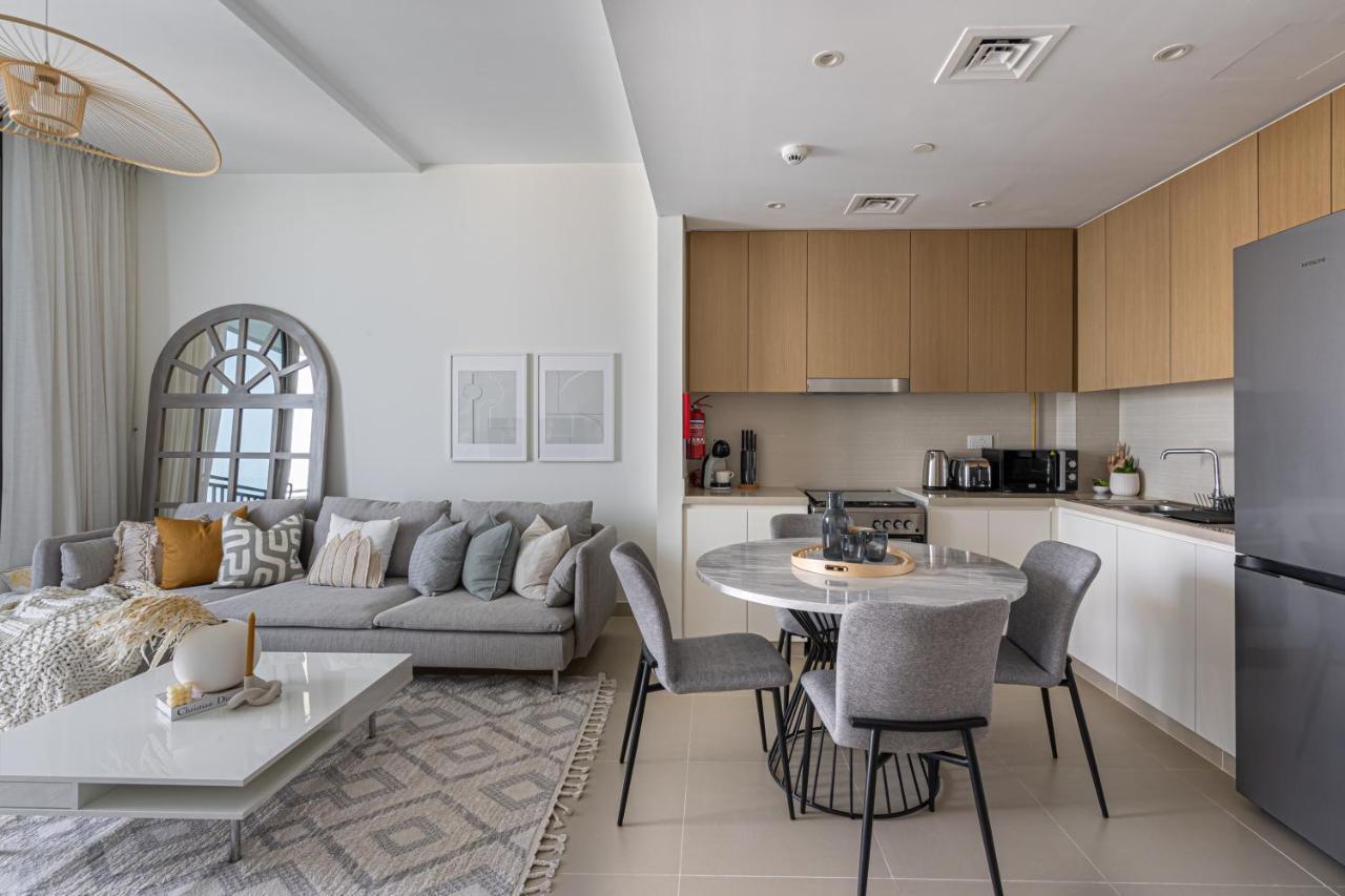 Apartamento Higuests - Stylish Floating Over The Marina Waters Dubai