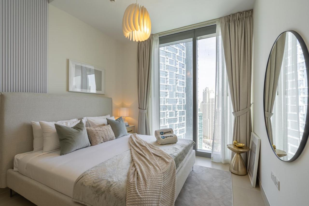 Apartamento Higuests - Stylish Floating Over The Marina Waters *