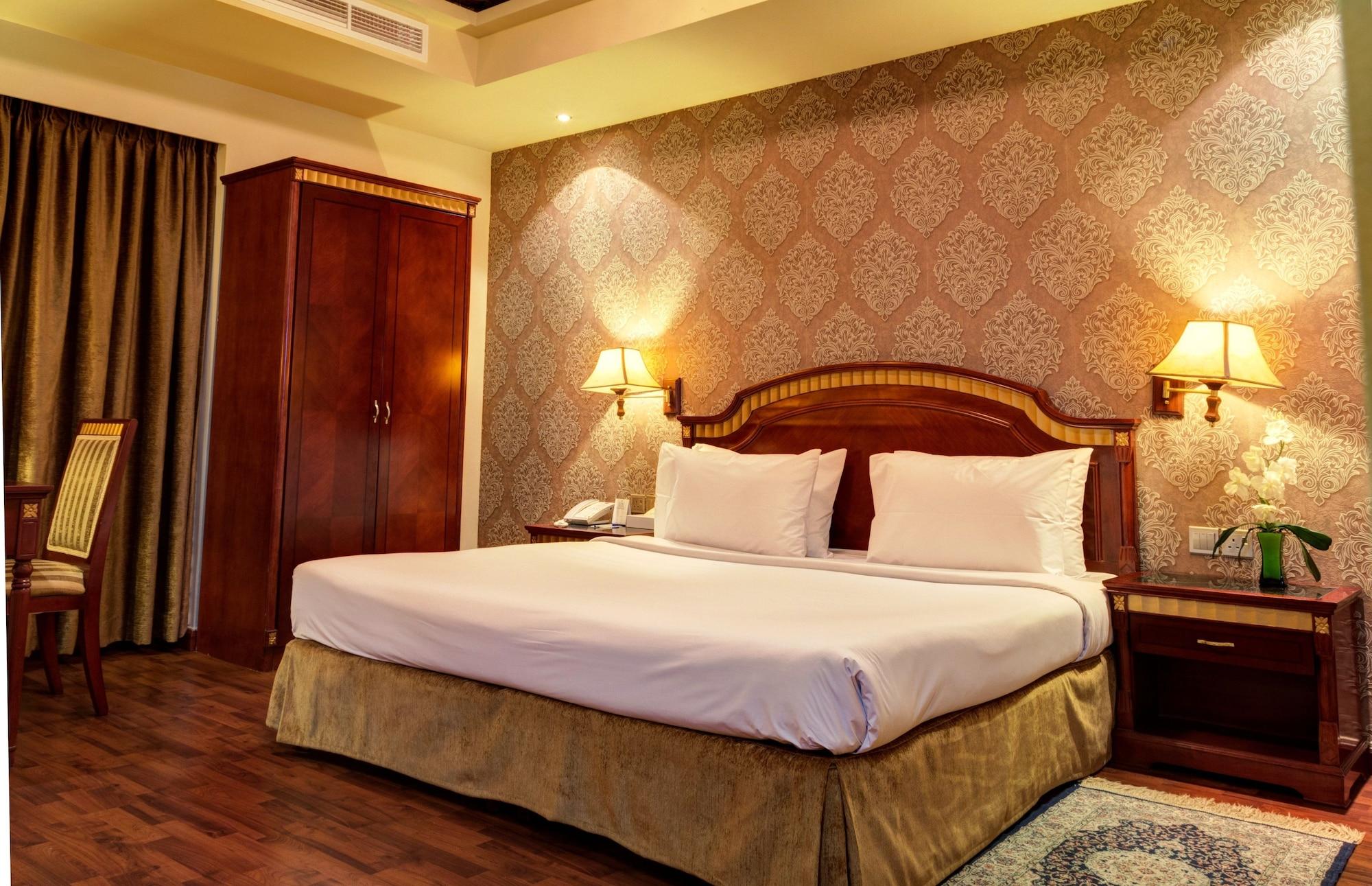 Nihal Hotel 3*