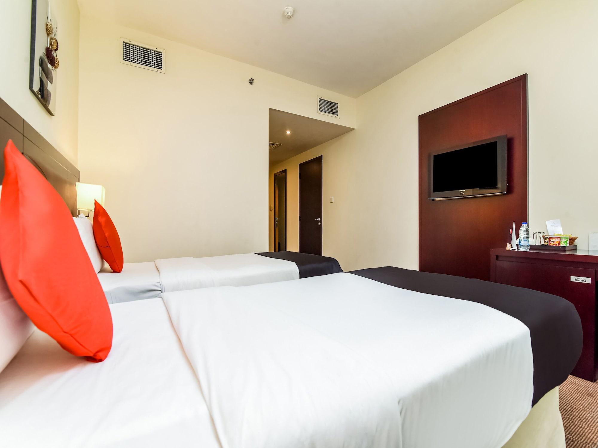 Hotel Landmark Summit 4*