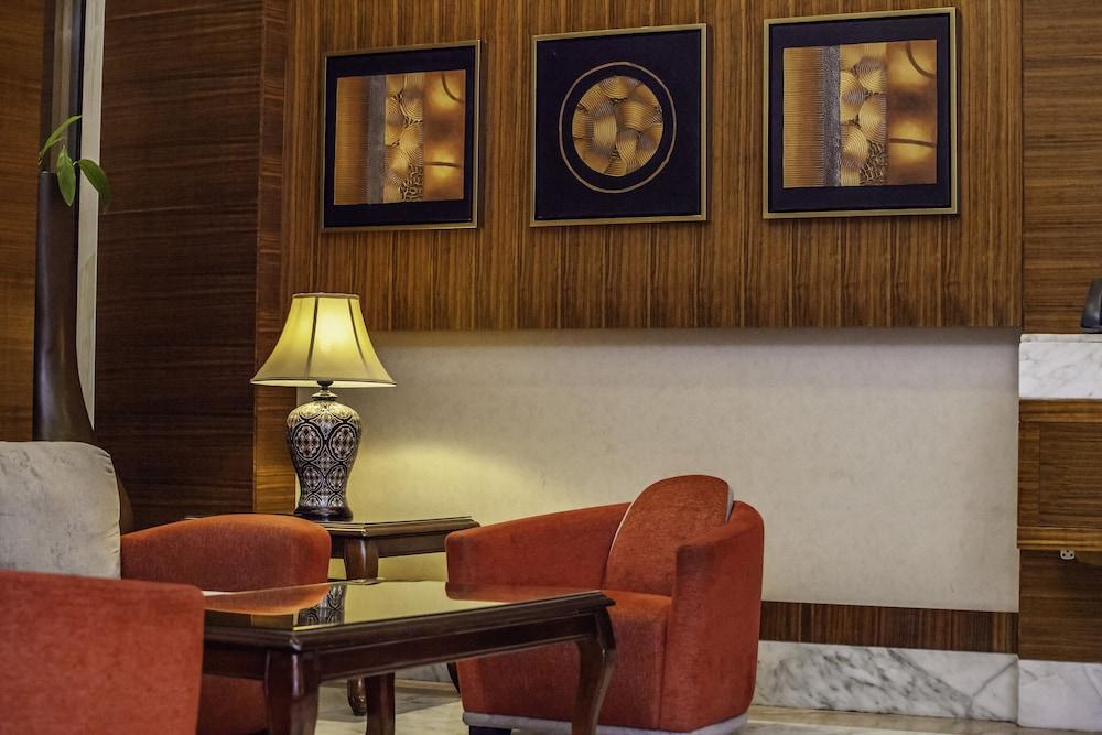 By Marriott Sheikh Zayed Road, Hotel