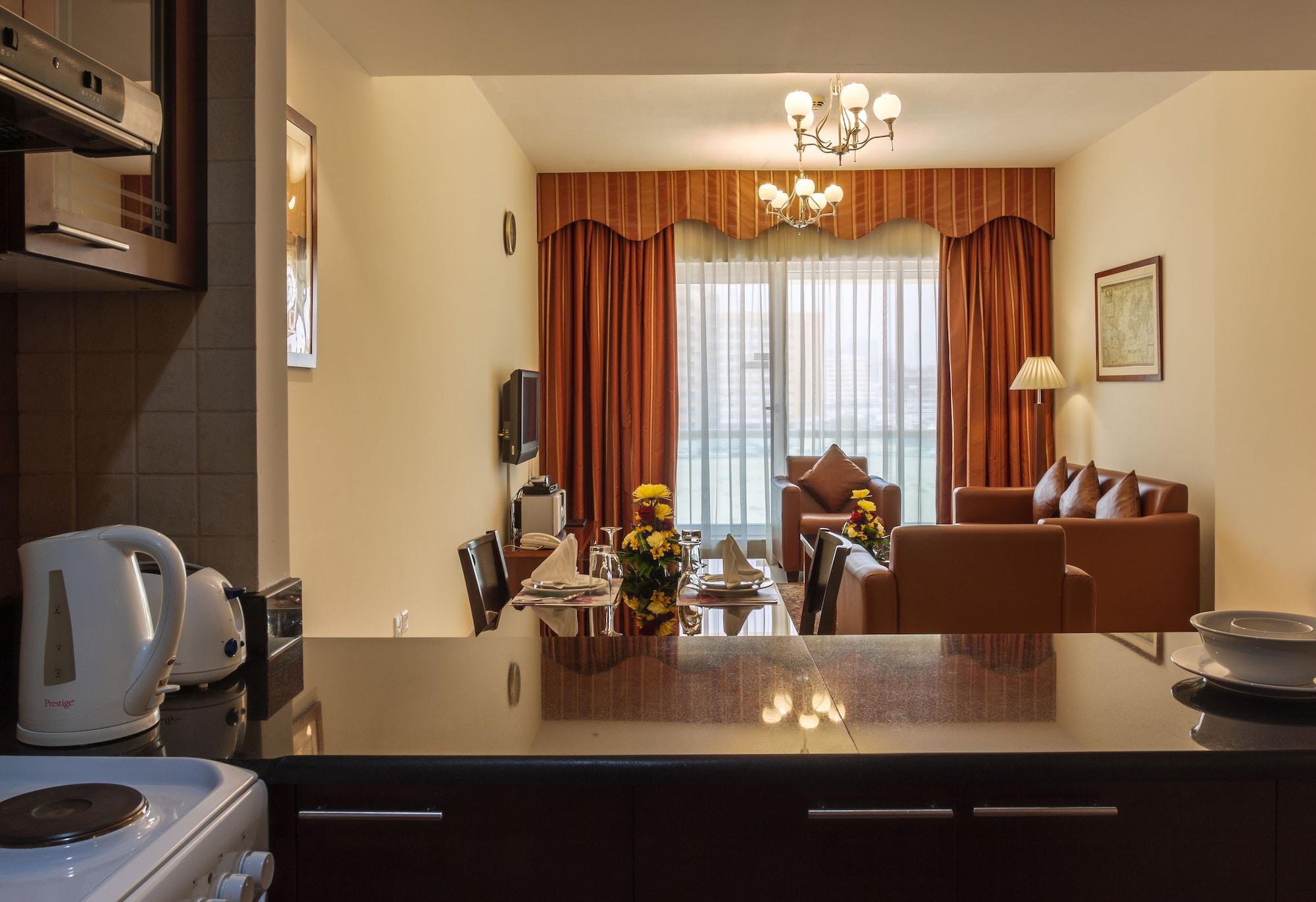 Dunes Al Qusais Aparthotel 3*
