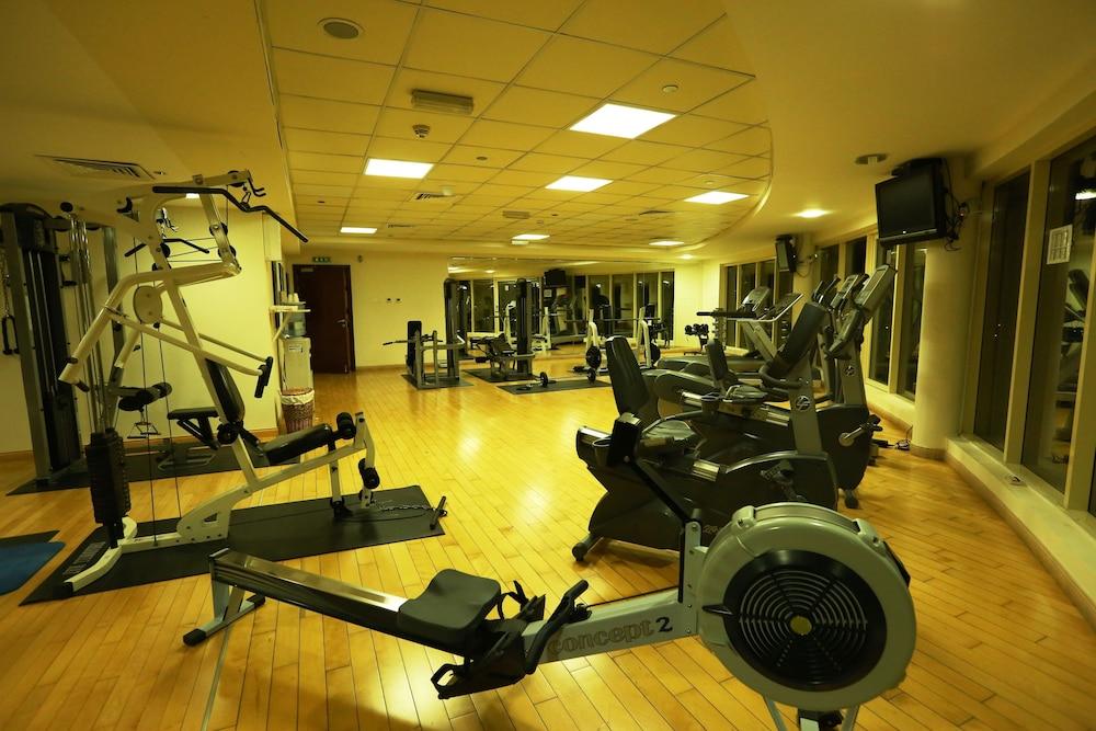 Dunes Al Qusais Aparthotel 3*