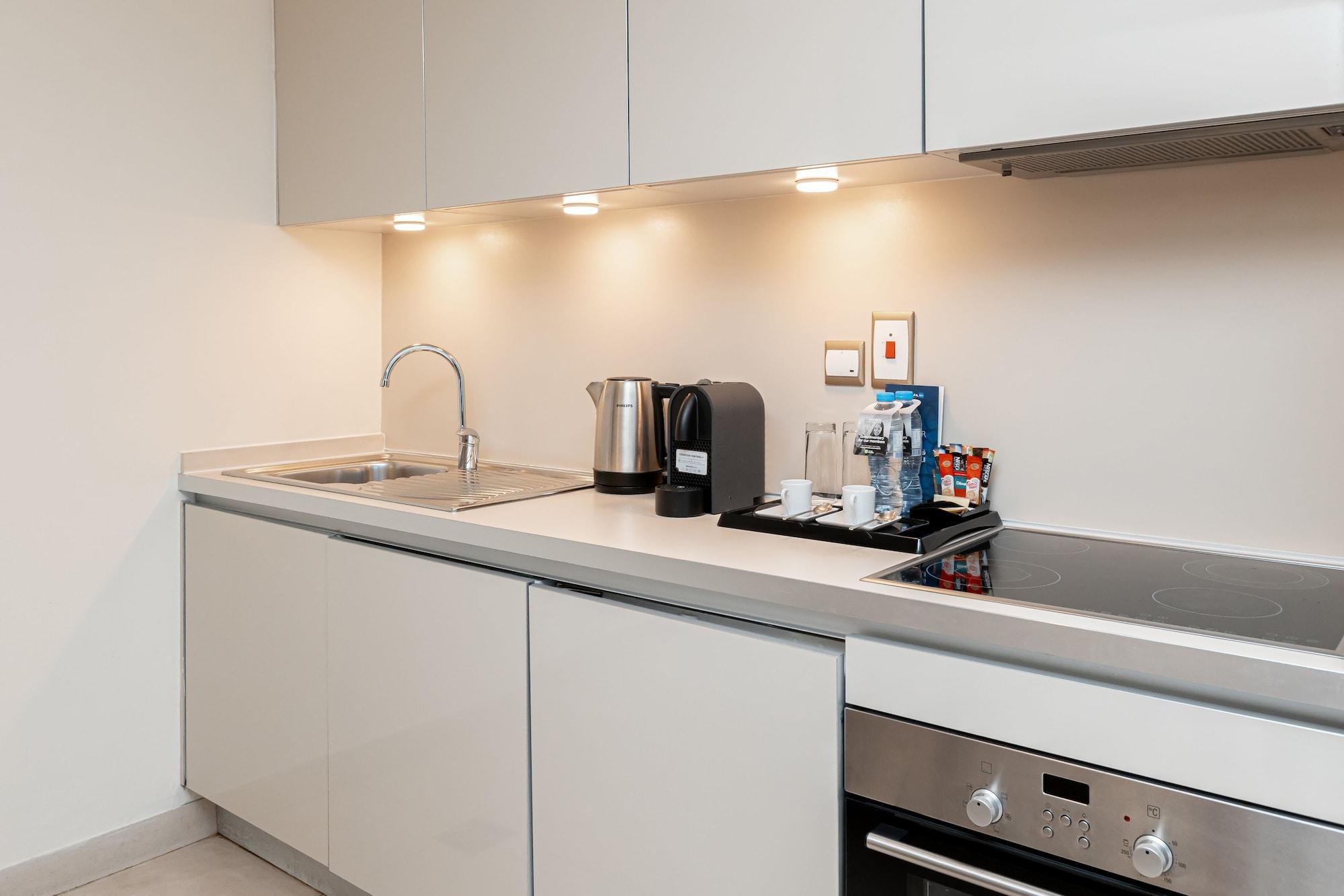 Aparthotel Radisson Blu Residence, Marina 5*