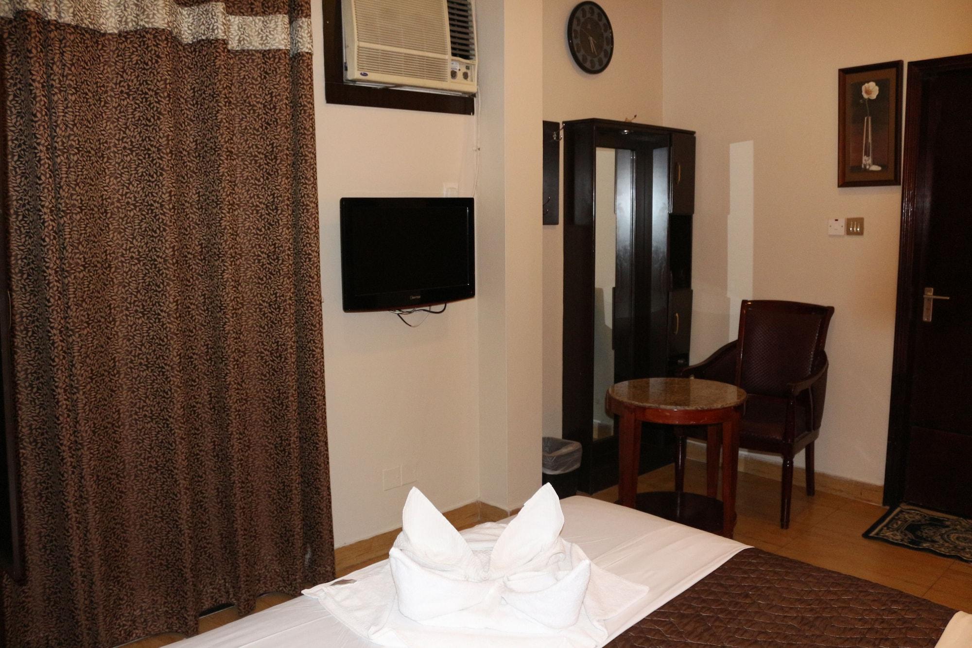 Grand Sina Hotel