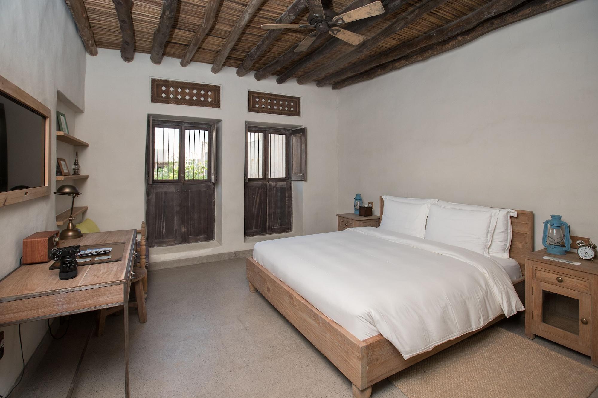 Al Seef Heritage Dubai, Curio Collection By Hilton Hotel Dubai