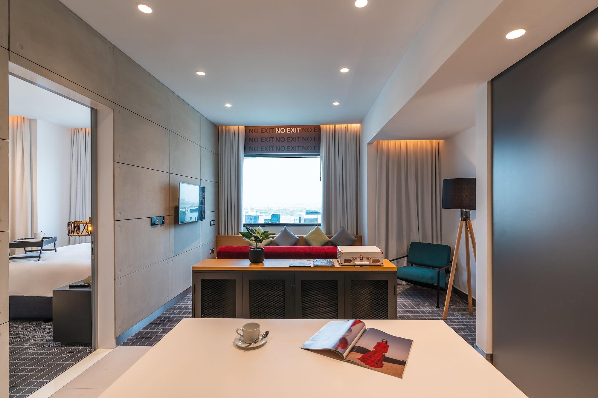 One 4* Dubai