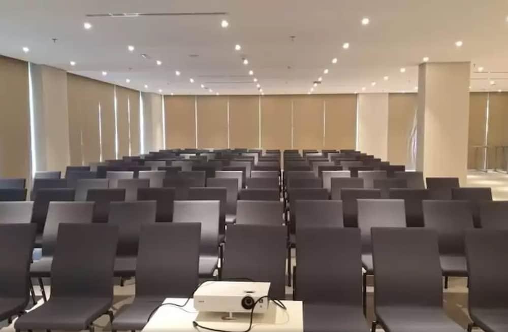 Delta By Marriott Investment Park 4*