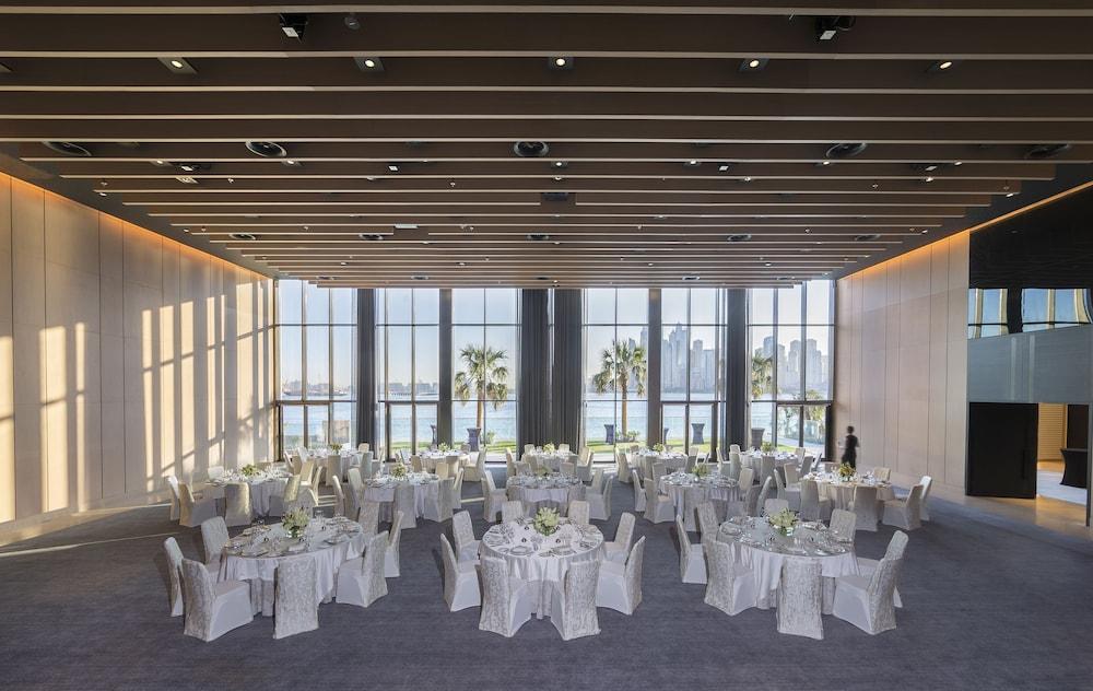 The Residences At Caesars Palace Bluewaters Apartment Dubai