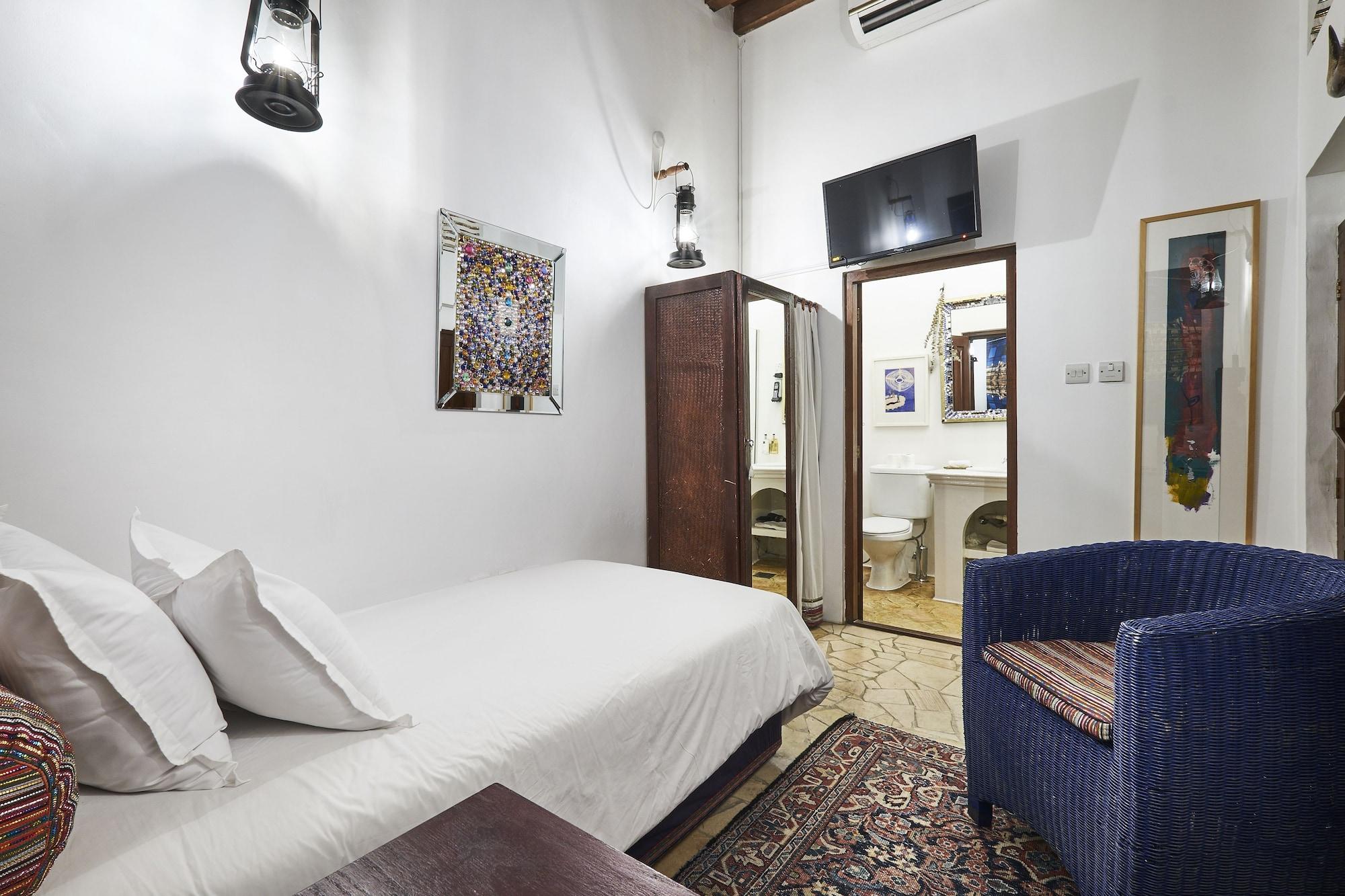Guest house Xva Art