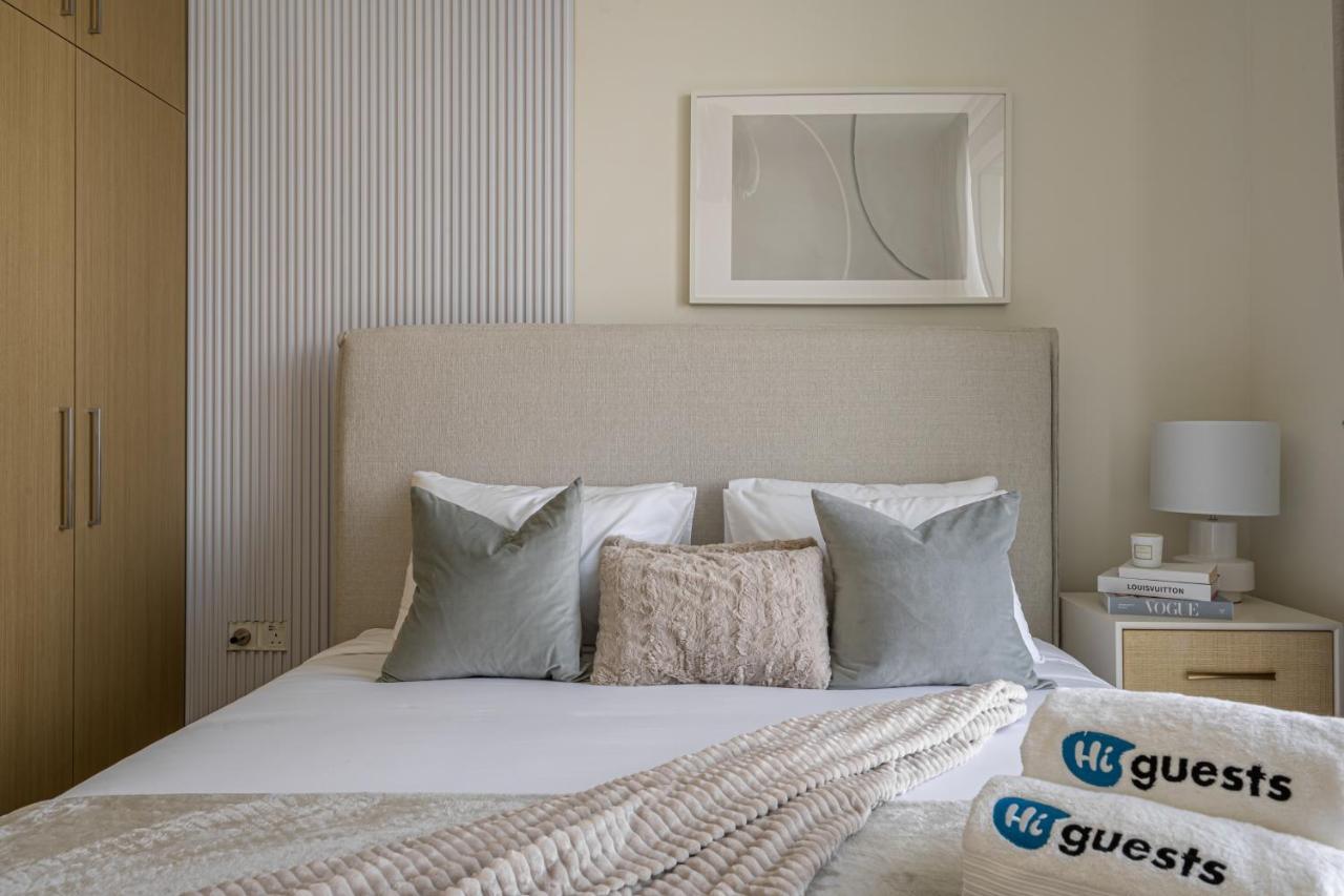 Apartamento Higuests - Stylish Floating Over The Marina Waters *