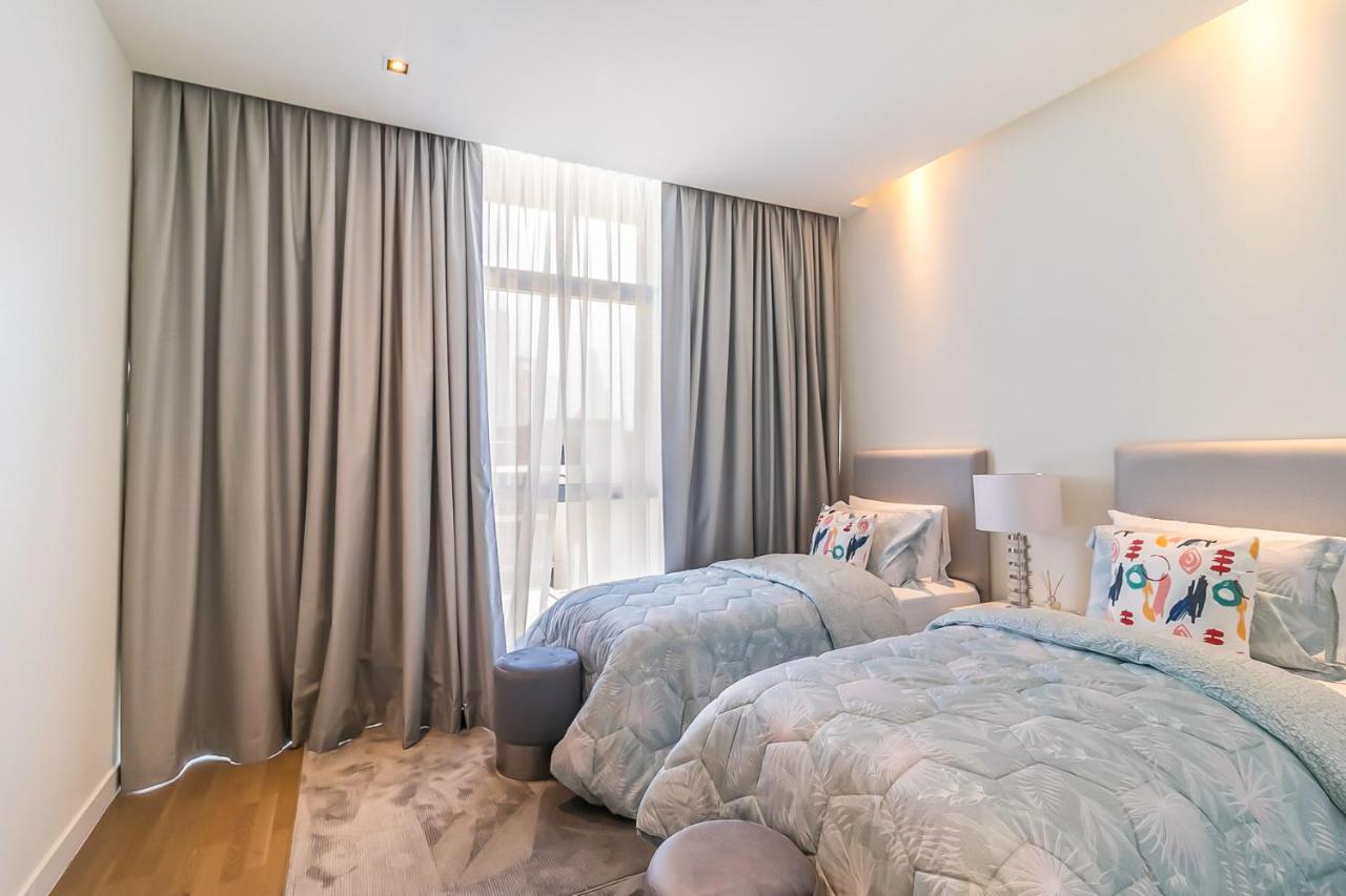 Dhh - Fabulous Stay Premium 3 Beds, City Walk B16