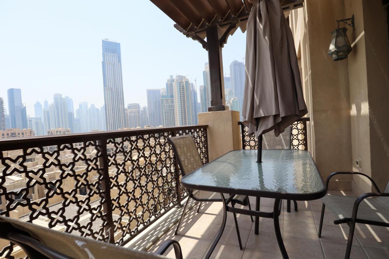 Apartment Higuests - Charming With Private Balcony Near Mall Dubai