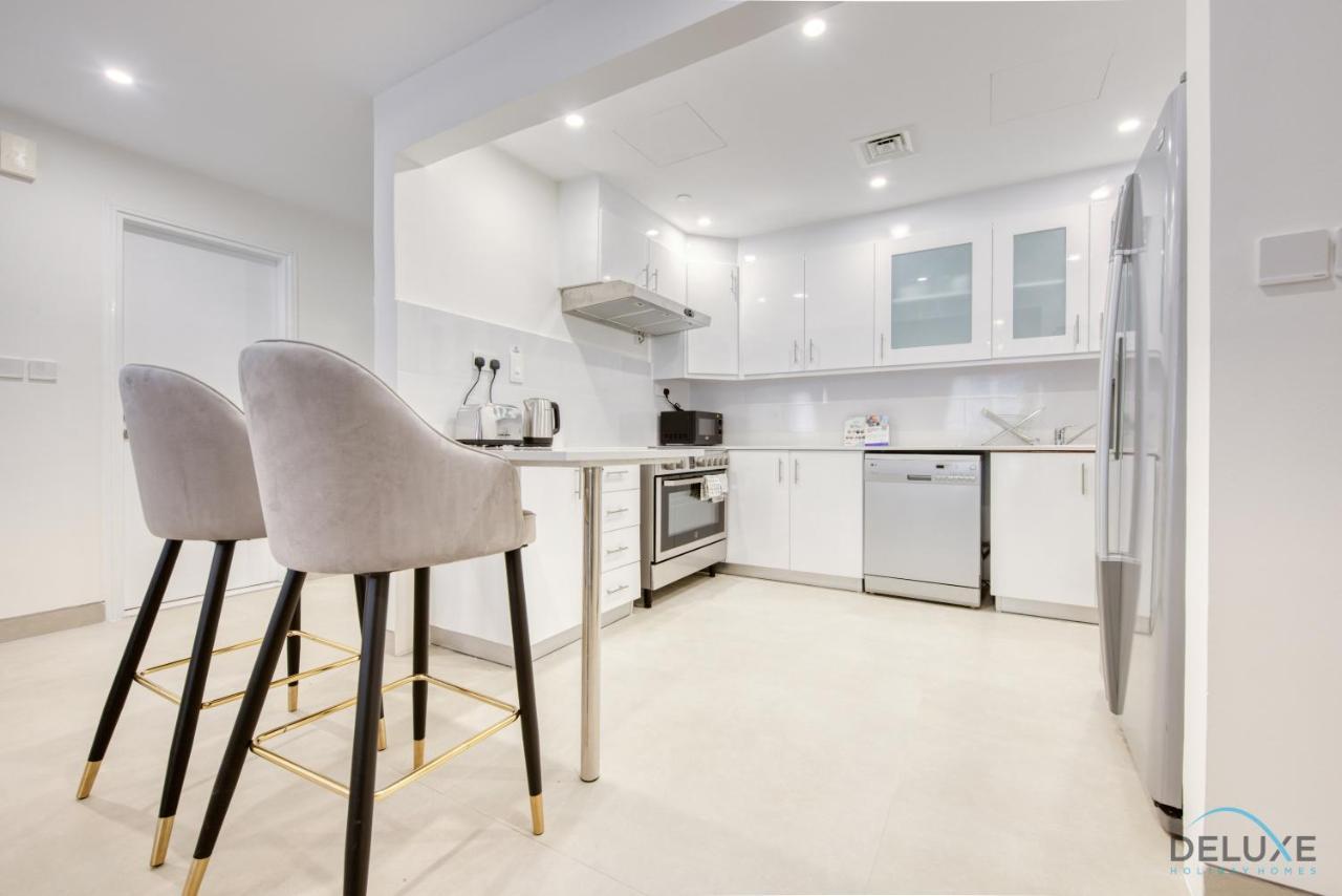 Spacious 3br With Assistant In Sadaf 5 Jbr By Deluxe Homes * Dubai