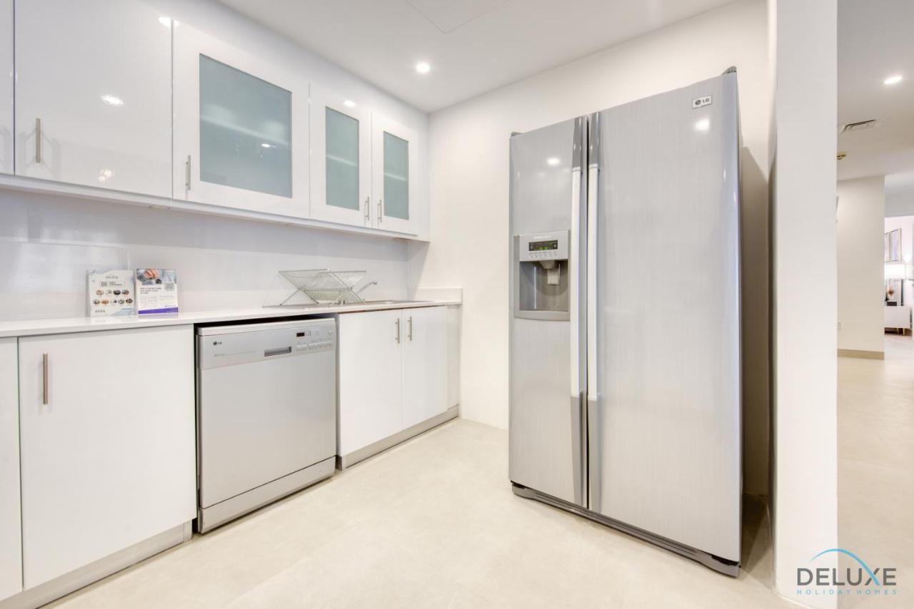 Apartment Spacious 3br With Assistant In Sadaf 5 Jbr By Deluxe Homes *