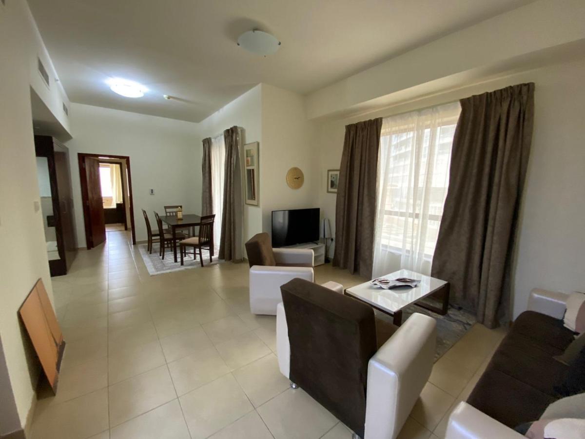 1 Bedroom In Jumeirah Daire Dubai