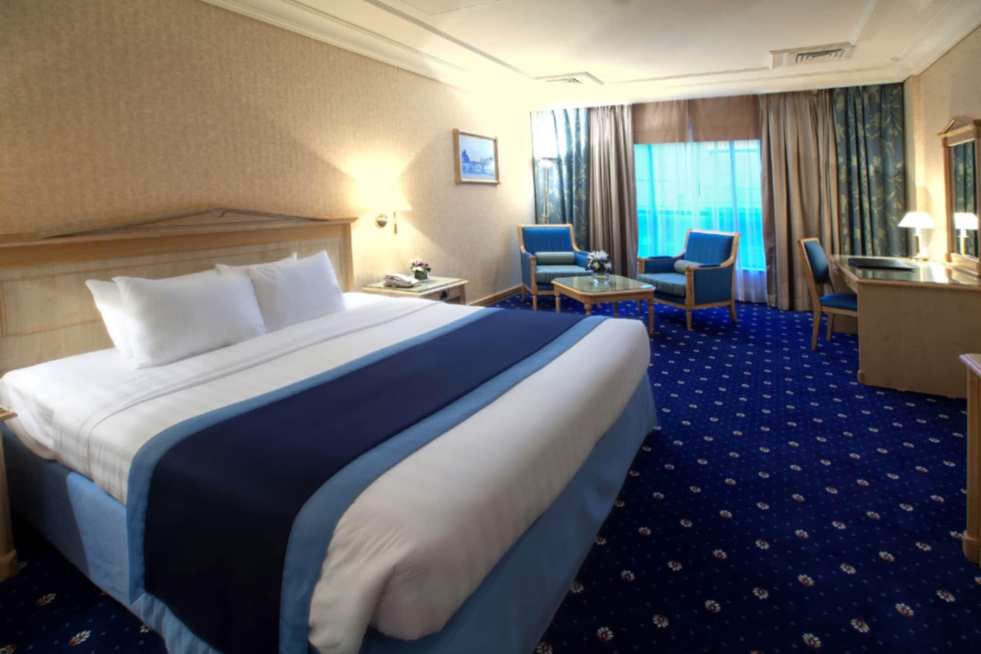 Capitol Jumeirah Hotel 4*