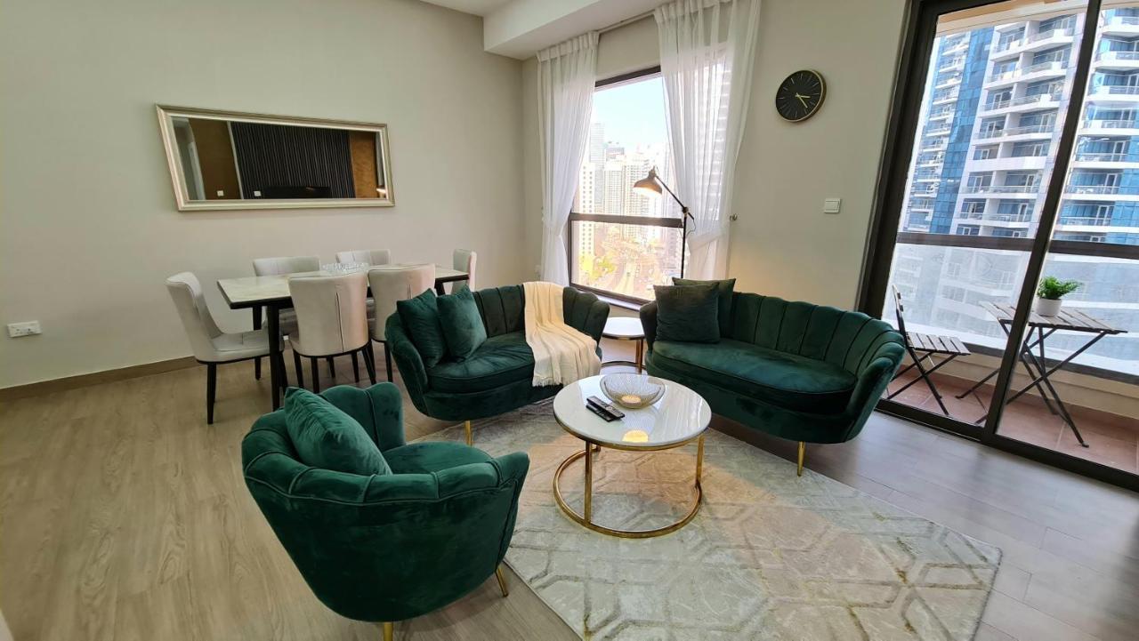 Marco Polo - Stunning Marina Views , High Floor, Close To Tram Apartment *