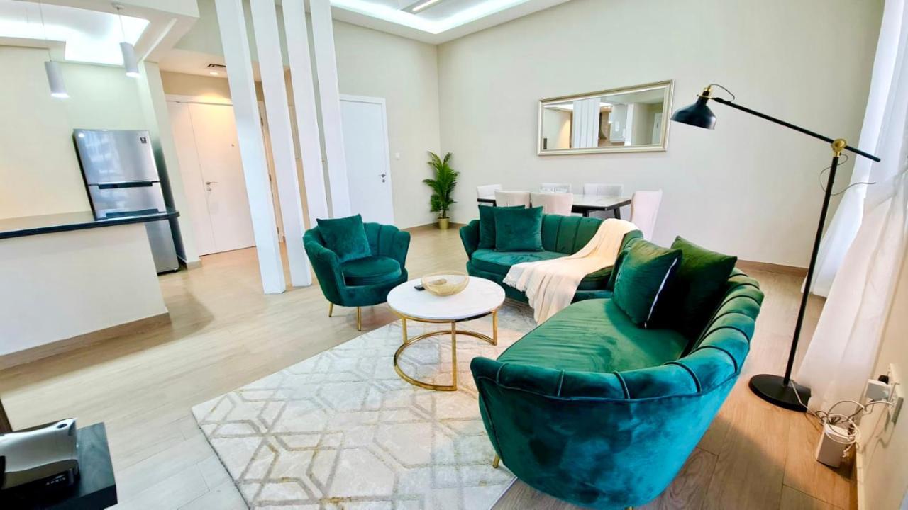 Marco Polo - Stunning Marina Views , High Floor, Close To Tram Apartment
