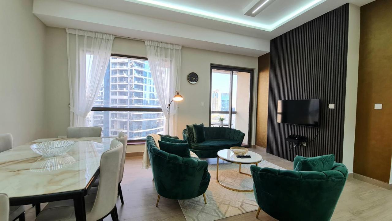 Apartment Marco Polo - Stunning Marina Views , High Floor, Close To Tram