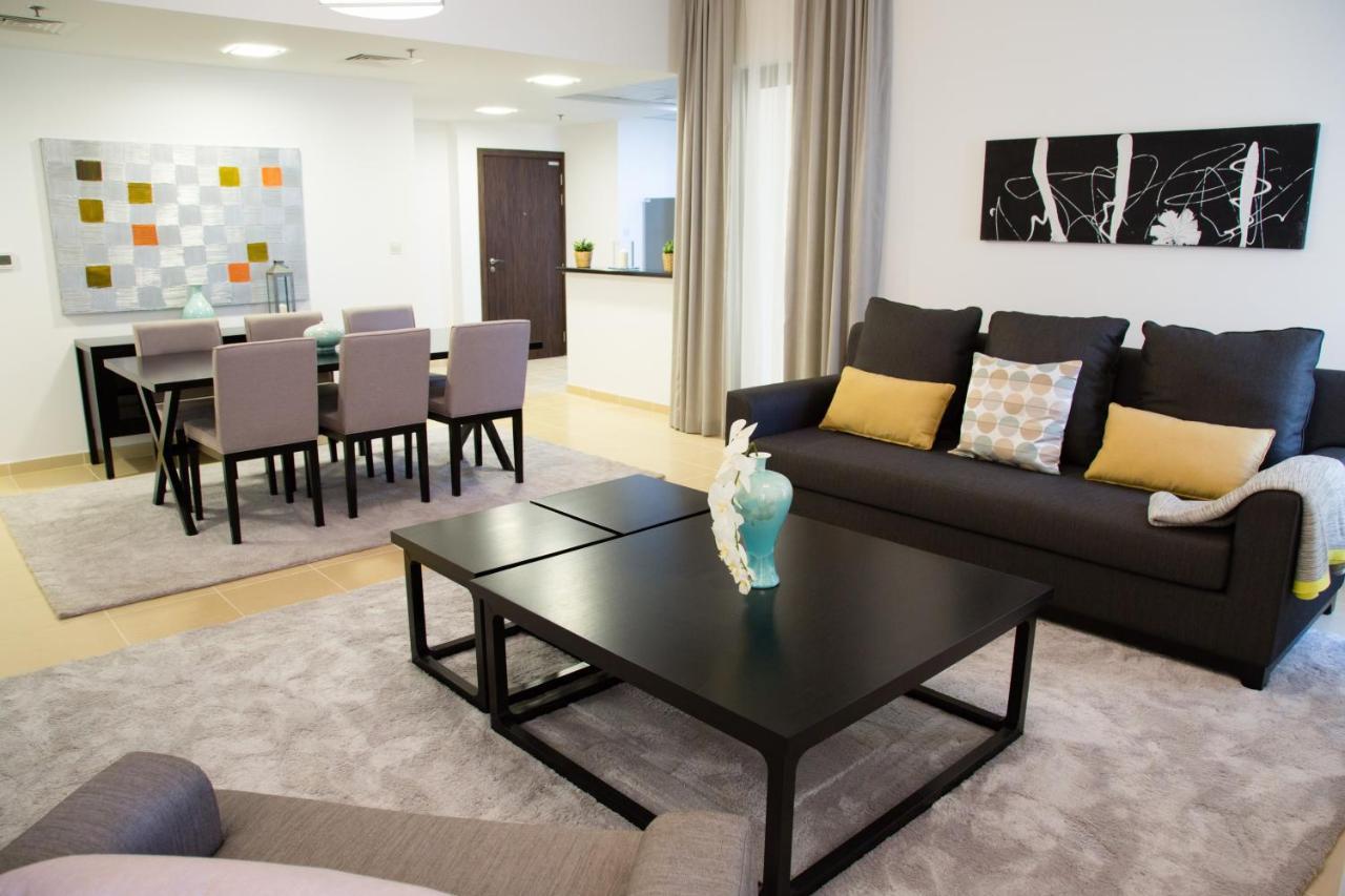 Higuests - Charming In Jbr With Balcony By The *