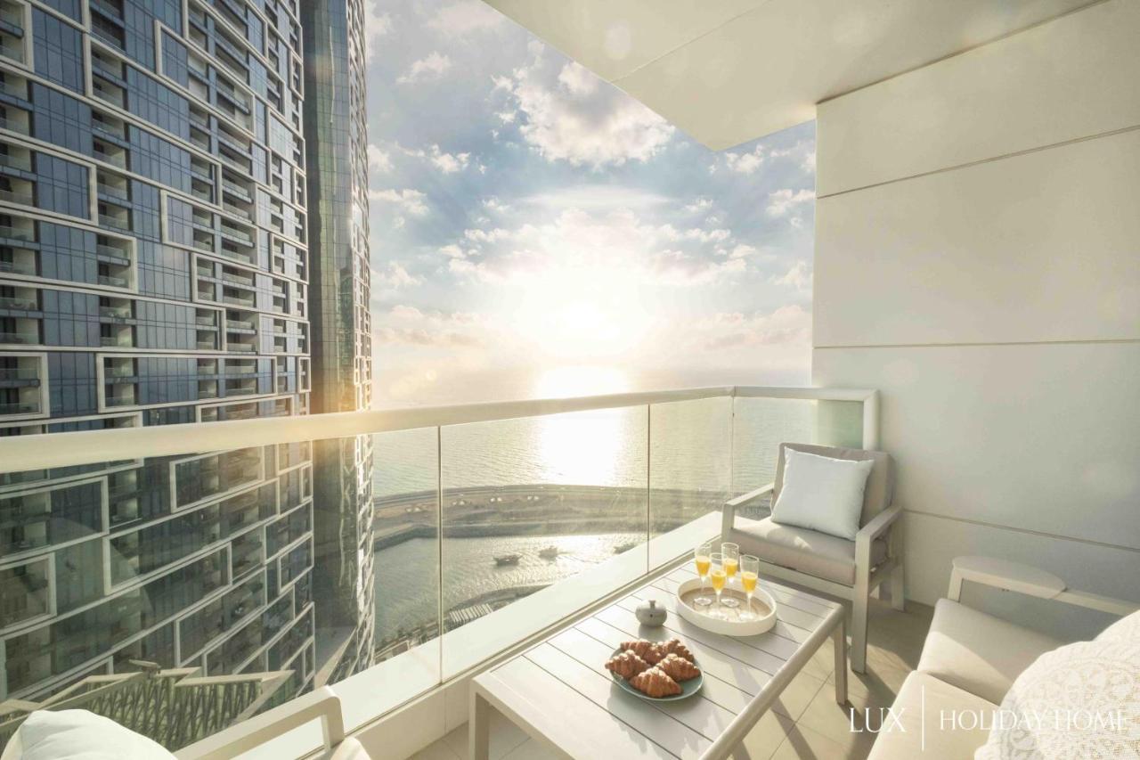 Lux The Jbr Beach Sea View Apartment