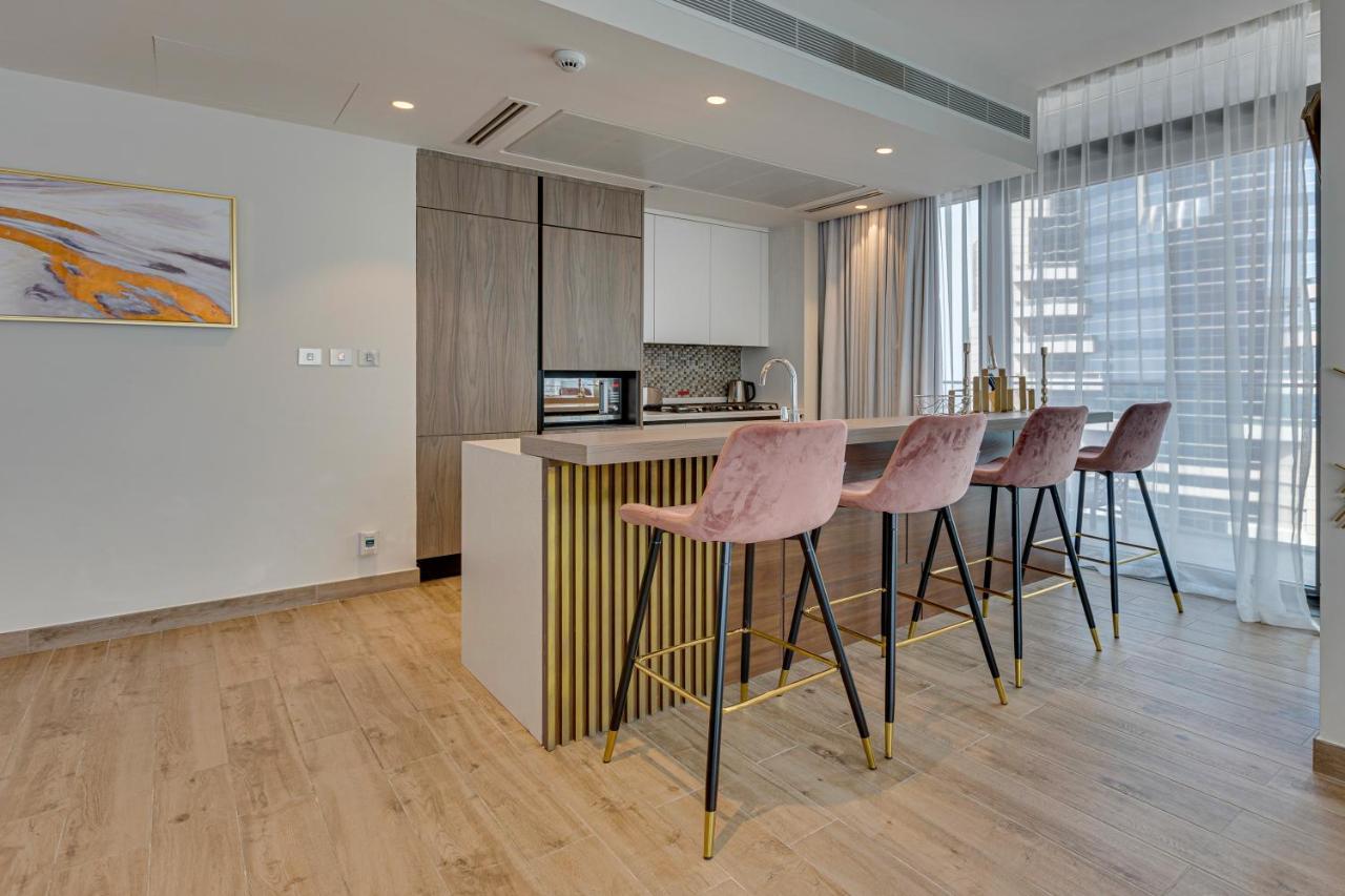 Luxury In Marina Gate Jumeirah Living Dubai