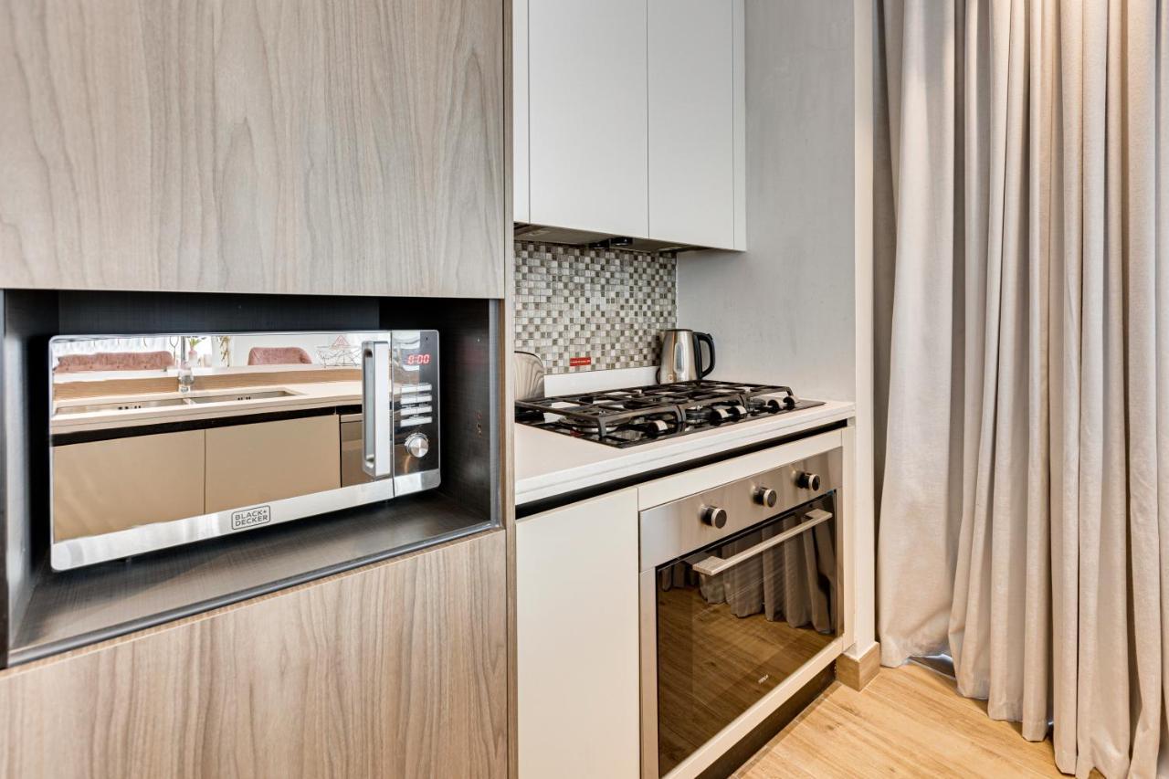 Luxury In Marina Gate Jumeirah Living
