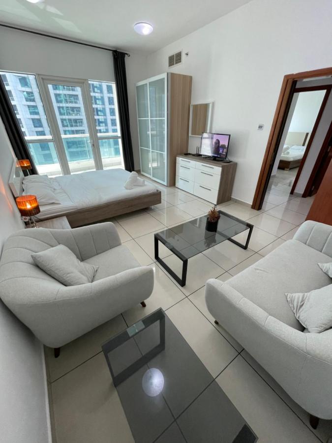 Apartment Tiger Tower - Marina Pinnacle