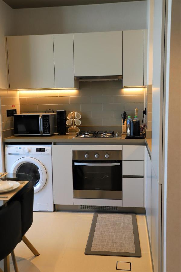 By Latinem Luxury 2br Holiday Cv B1309 Near Burj Khalifa Apartment Dubai