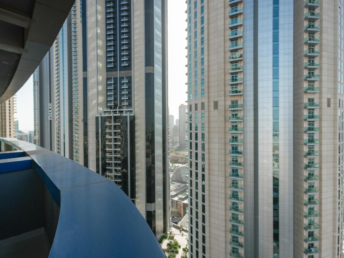 Apartment Luxurious - Damac Mall Street