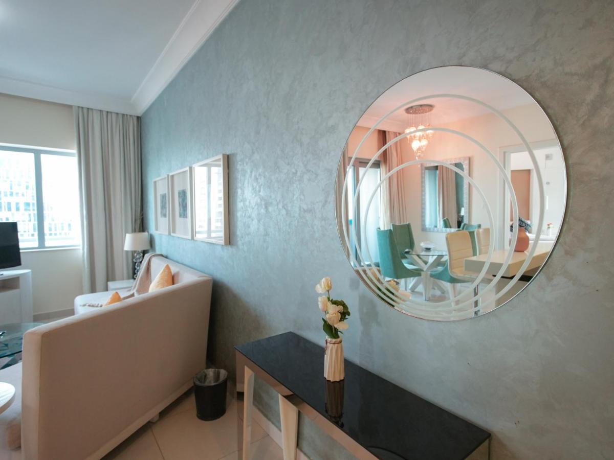 Apartment Luxurious - Damac Mall Street *