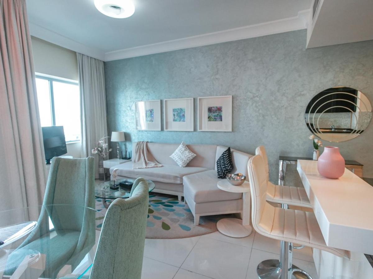 Luxurious - Damac Mall Street Apartment *