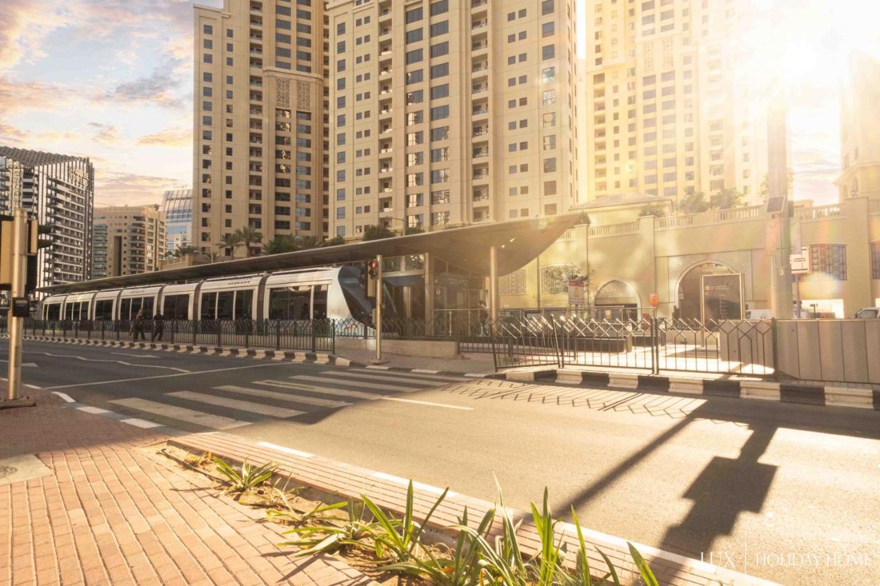 Lux Marina Promenade Penthouse * Dubai