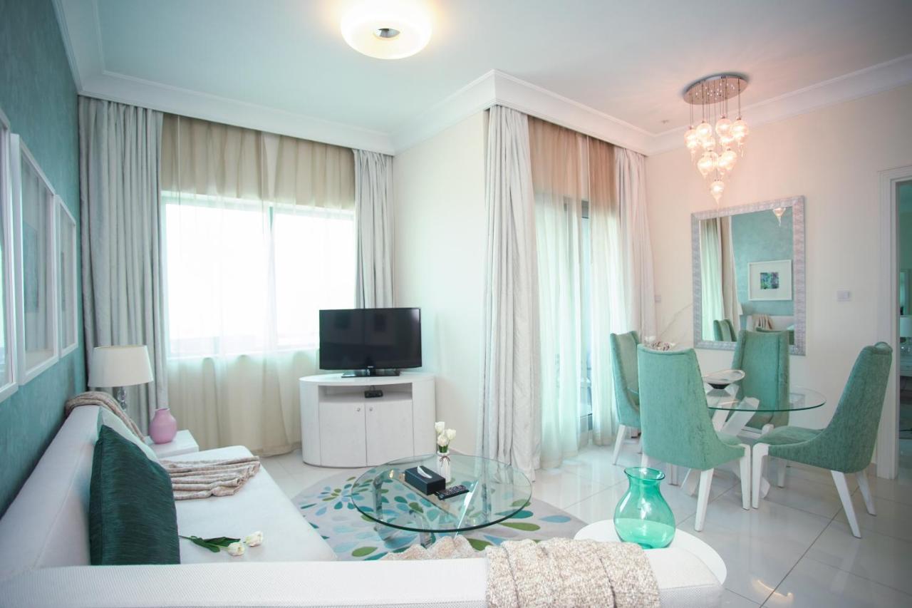 Luxurious - Damac Mall Street * Dubai