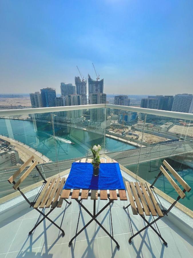 5-star Luxury Studio Near Burj Khalifa Amazing Canal & Views! Apartamento