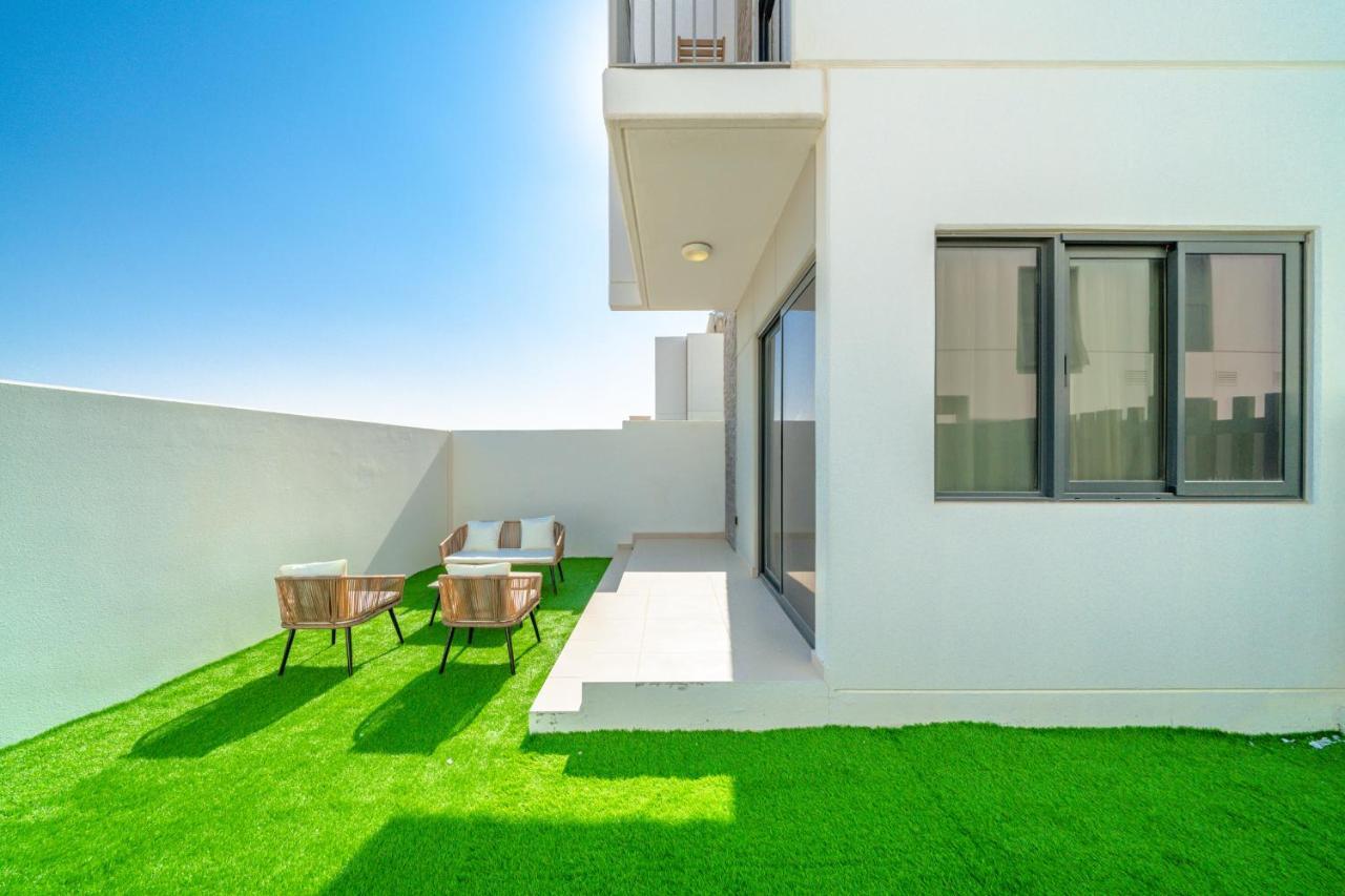 Villa Alh Vacay - Damac Hills 2 Primrose *