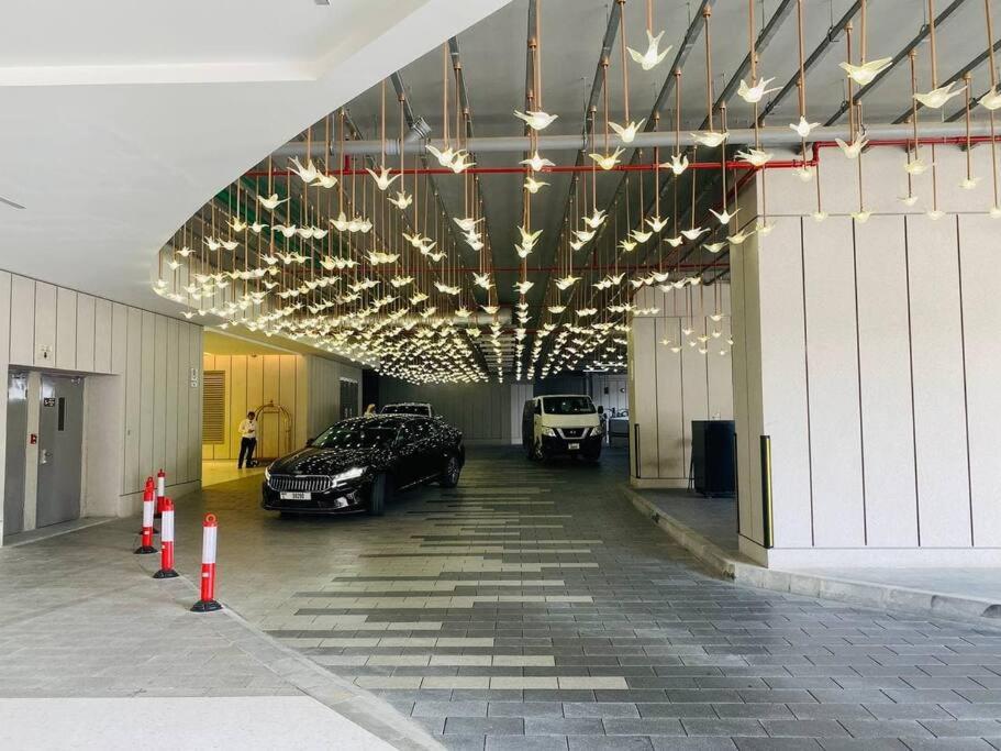 Apartment Urban King Bed With Burj Khalifa View & Mall Dubai