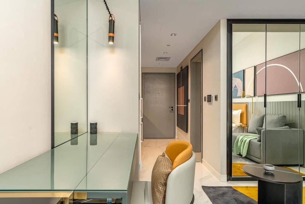 Apartment Urban King Bed With Burj Khalifa View & Mall