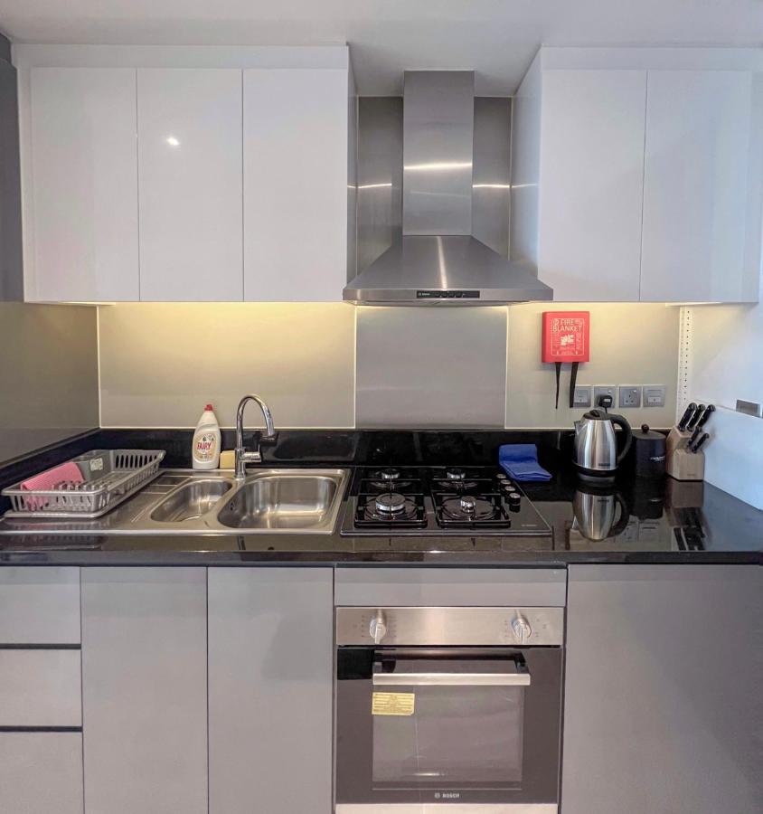 Apartamento 5-star Luxury Studio Near Burj Khalifa Amazing Canal & Views! *