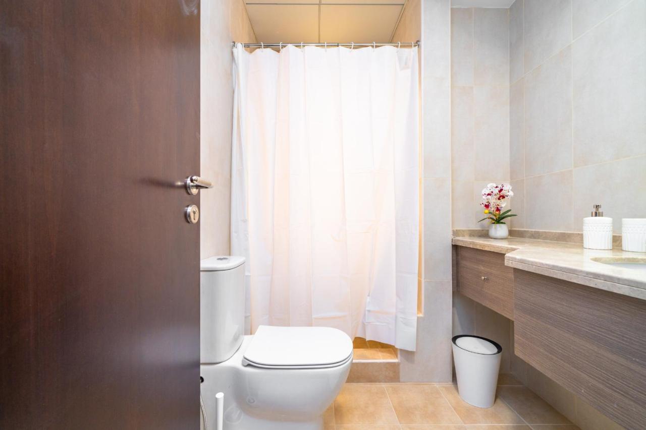 Alh Vacay - One Bedroom In Canal West Spanish Sports *