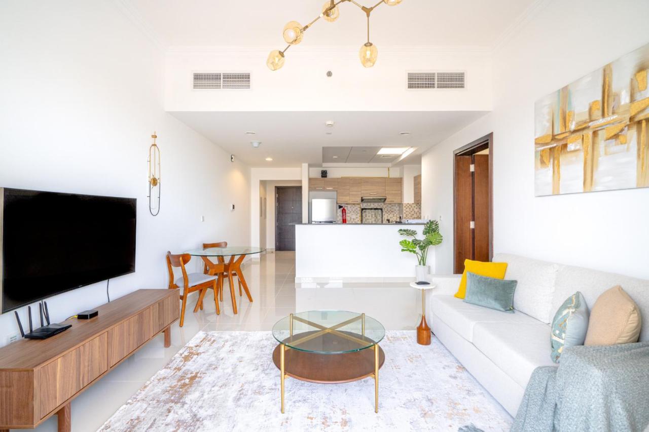Alh Vacay - One Bedroom In Canal West Spanish Sports Dubai