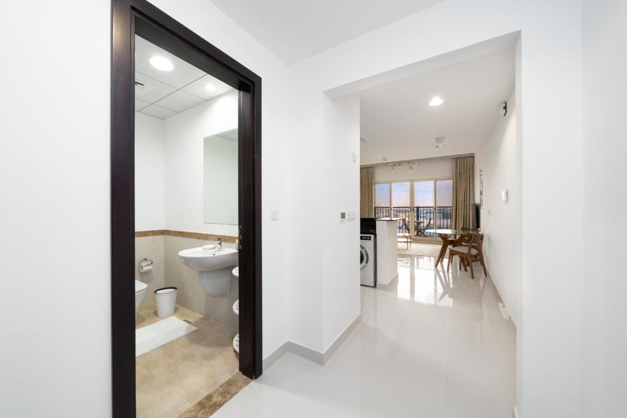 Alh Vacay - One Bedroom In Canal West Spanish Sports * Dubai