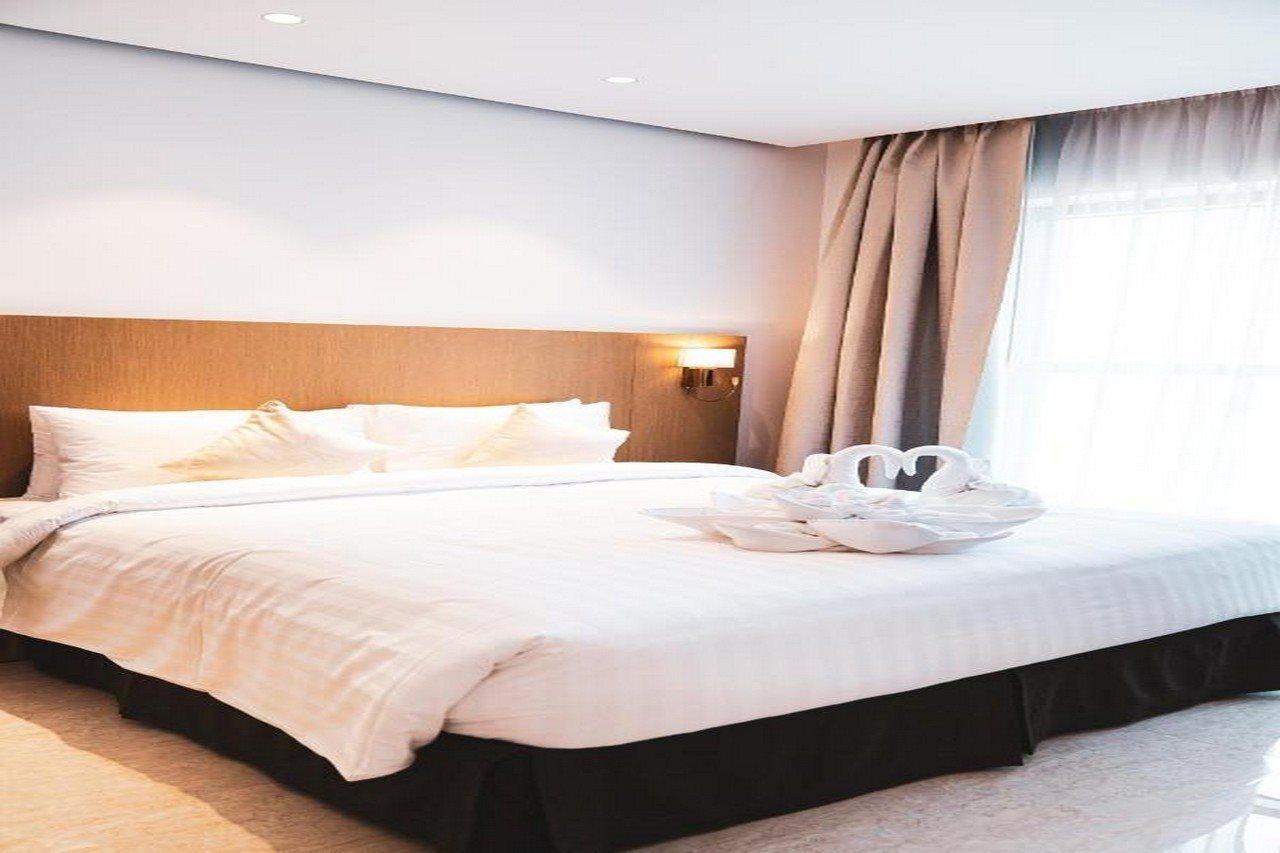 He 5* Dubai