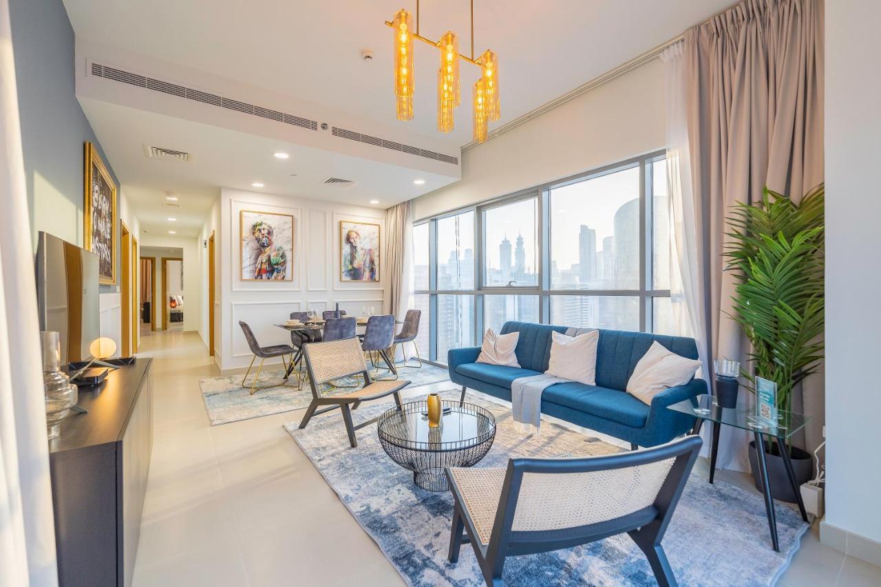 Spacious Art Deco With Burj & Canal Views
