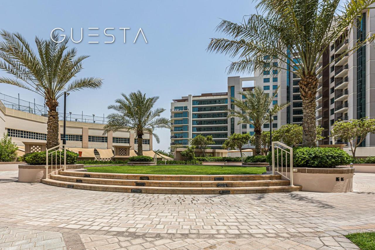 Mosela Tower By Emaar, The Views And Greens * Dubai
