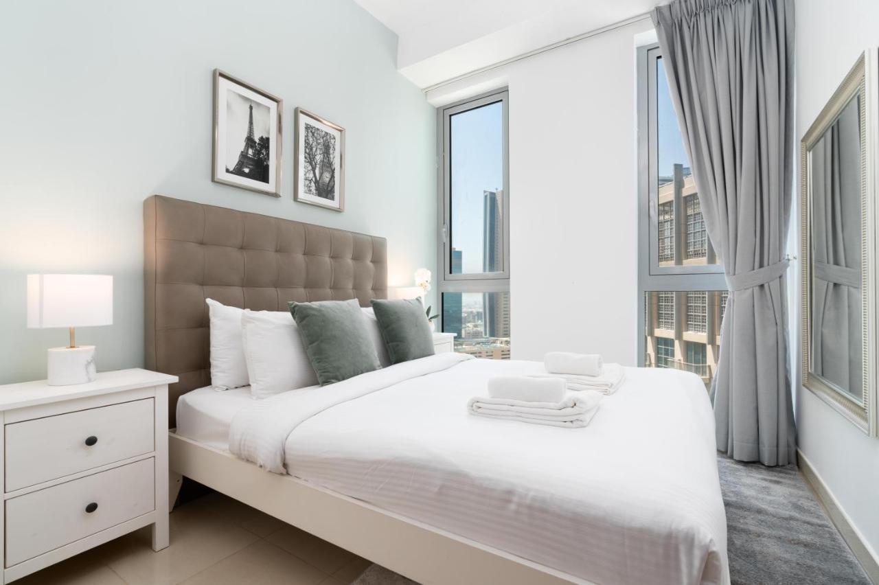 Daire Ultimate / 4 Beds / Burj Khalifa View Dubai