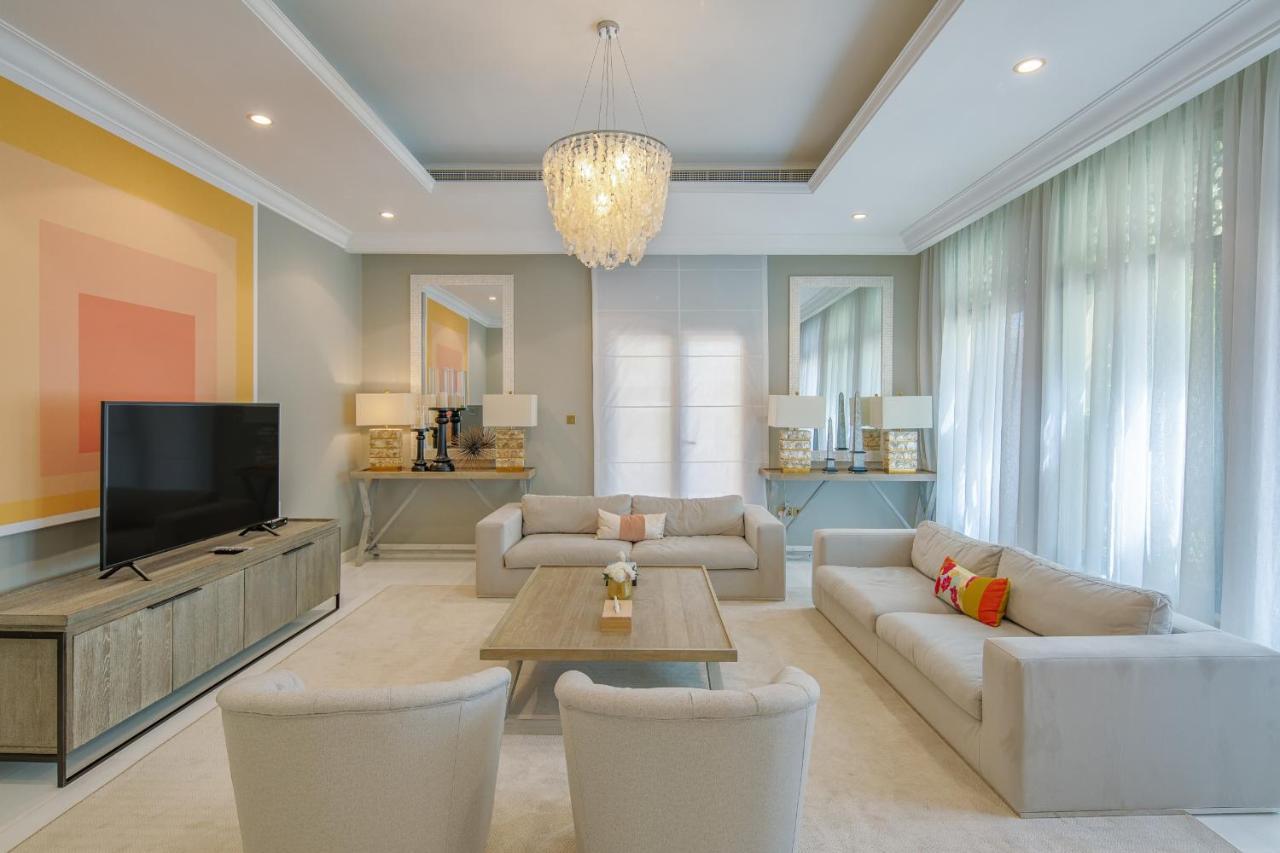 Pousada Maison Privee - Prvt Pool & Access In Luxury Palm Jumeirah 6br Dubai