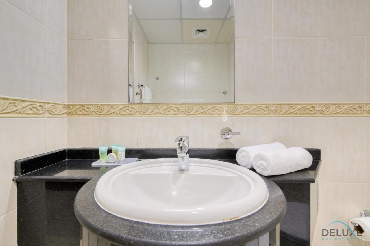Elegant 2br At Elite Residences Marina By Deluxe Homes Apartment *